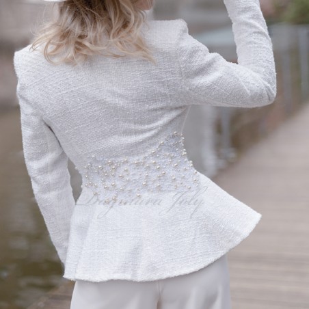 White fit and flare tweed bridal blazer with shawl collar