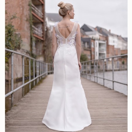 Floor length, high slit sleeveless wedding dress, with train, embellished with flowers, made to measure