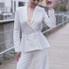 Veste blanche col châle cintrée et évasée, fabrication francaise