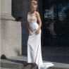 Robe de mariée française vue de face sur mannequin