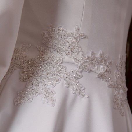 Artisan embroidery on custom short bridal gown from France