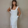 Robe de mariée élégante moderne faite main en France avec petite traîne