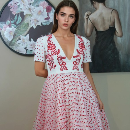 Robe femme dos nu en tulle blanc