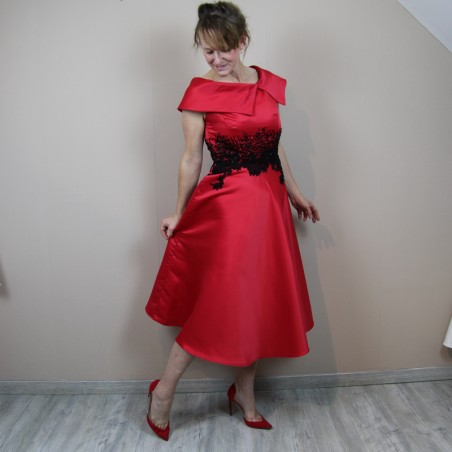 full view of the red satin evening sleeveless dress