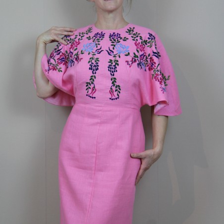 Robe en lin français brodée à la main fils DMC