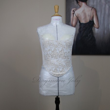 Full view shot of the corset made to measure