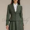 Veste blazer femme en tweed vert forêt sur mesure, col châle et coupe cintrée évasée
