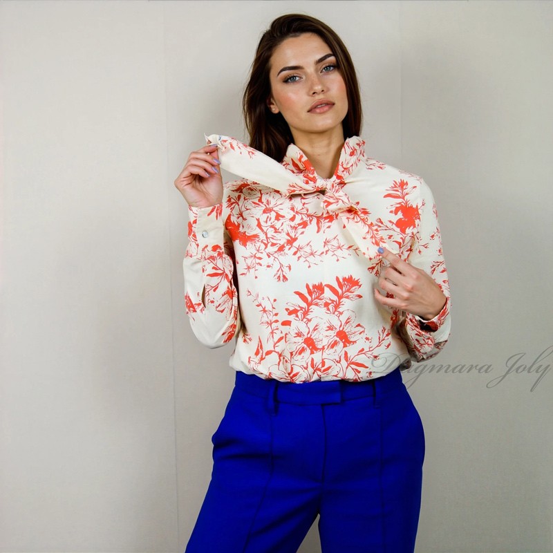 Blouse en coton popeline avec nœud au col, motif floral, confection sur commande en France