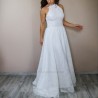 Robe de mariée fluide ligne A avec col halter et dos ouvert