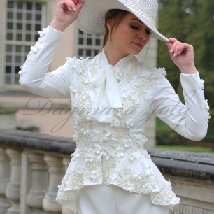 Tailleur blanc de mariée avec pantalon palazzo