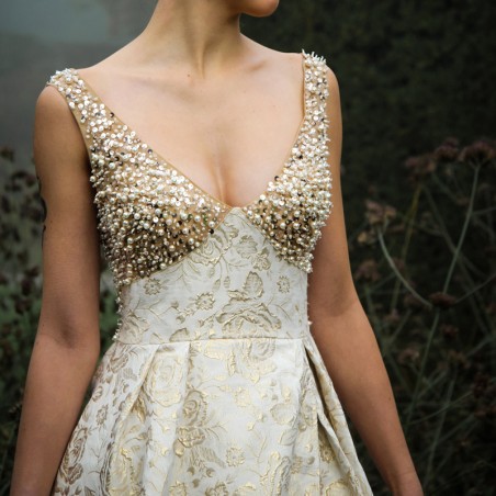 Robe de Mariée ligne A avec décolleté en V et traîne cathédrale - Sans Manches, Fente Avant