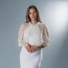 Cape de mariée en dentelle – Alternative au voile