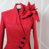Veste / blazer femme , coupe asymétrique, en laine rouge