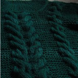 Woman duck green short hand knitted cable boho sweater