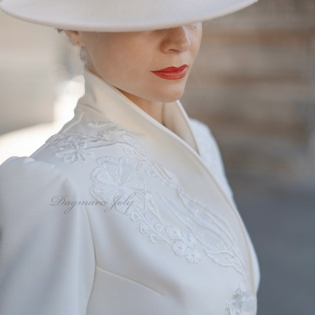 Veste de mariée asymétrique