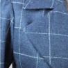 Blazer à simple boutonnage, cintré, bleu à carreaux à basque, manches longues froncées, fait sur mesure
